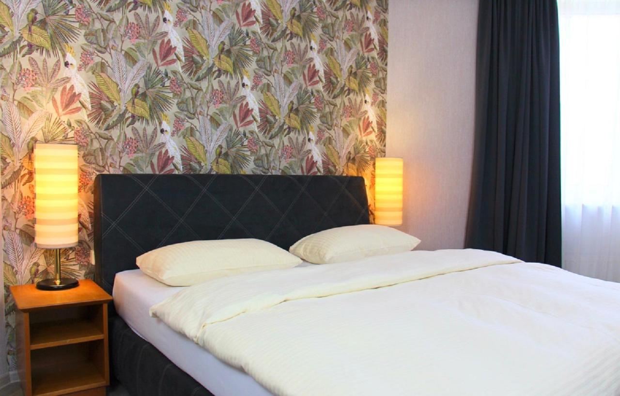 Parkhotel Viktoria Velten Exteriör bild