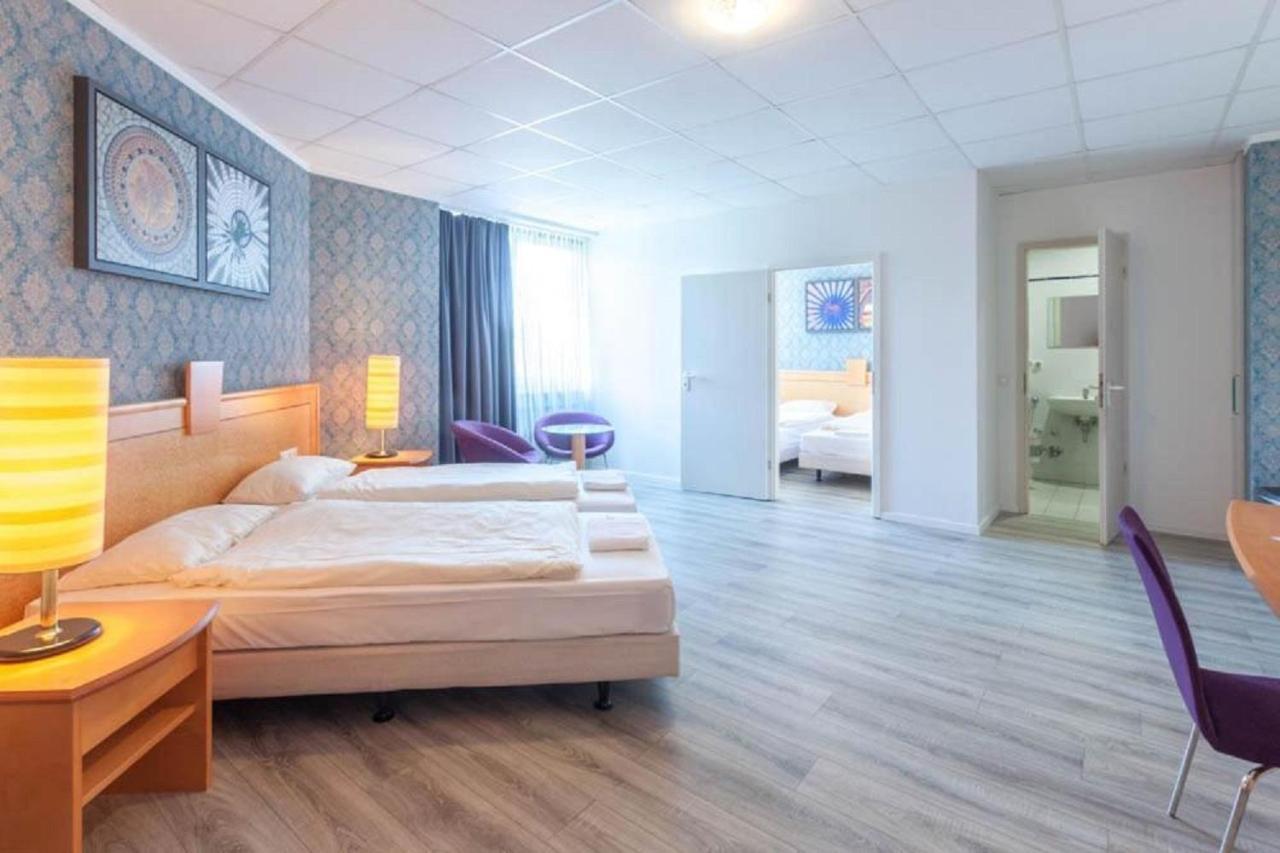 Parkhotel Viktoria Velten Rum bild